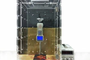 Testing machine for testing thermal performance